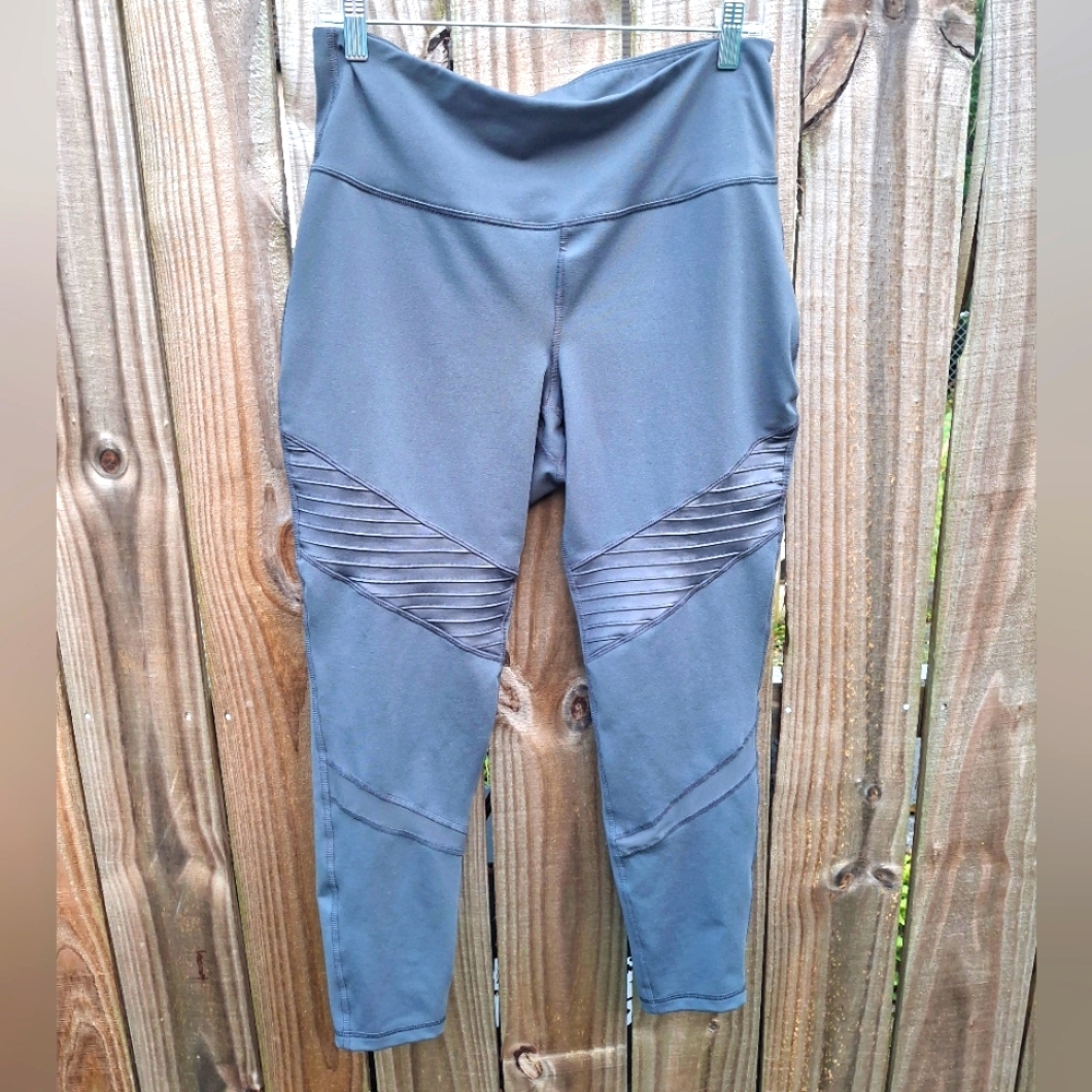 Old Navy Active Go-Dry Gray Leggings